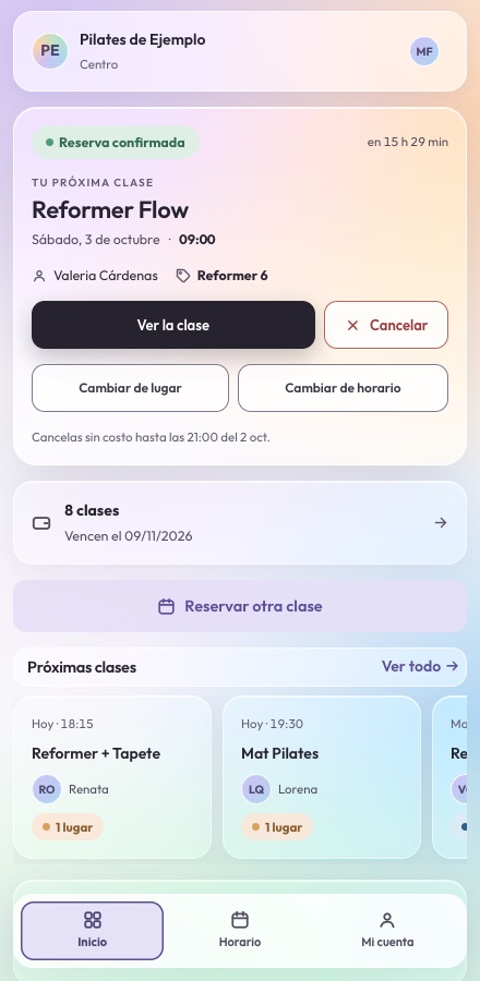 La app de tu cliente en el celular: su próxima clase con su lugar apartado, con botones para verla, cancelarla o cambiarla de lugar u horario, hasta cuándo cancela sin costo y cuántas clases le quedan.